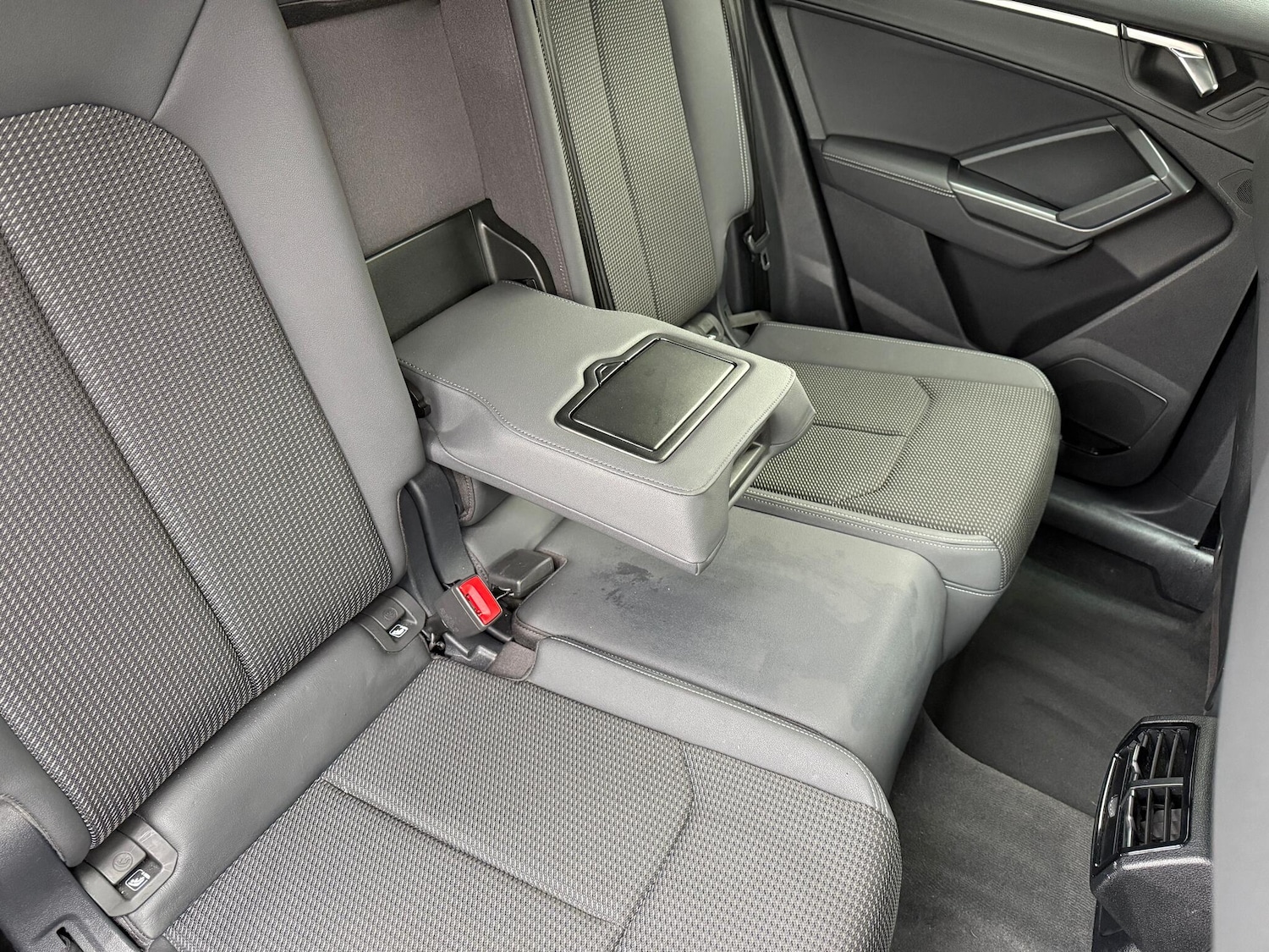 Used Audi Q3 2022 for sale - 77331344: Photo 28