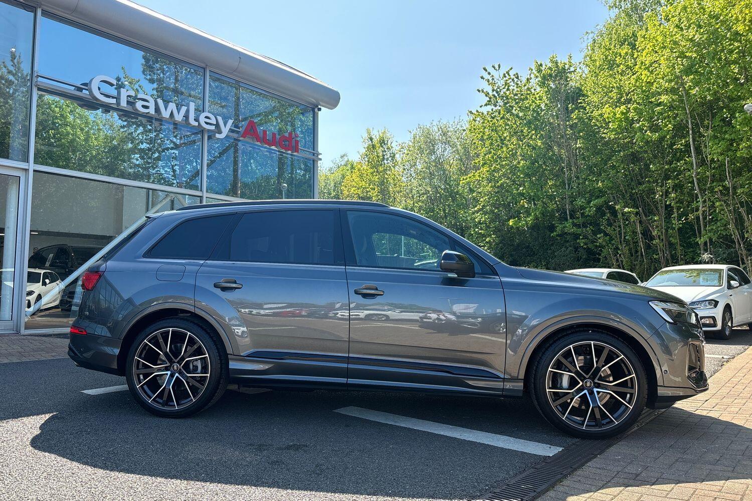 Used Audi Q7 2025 for sale - 76619999: Photo 2