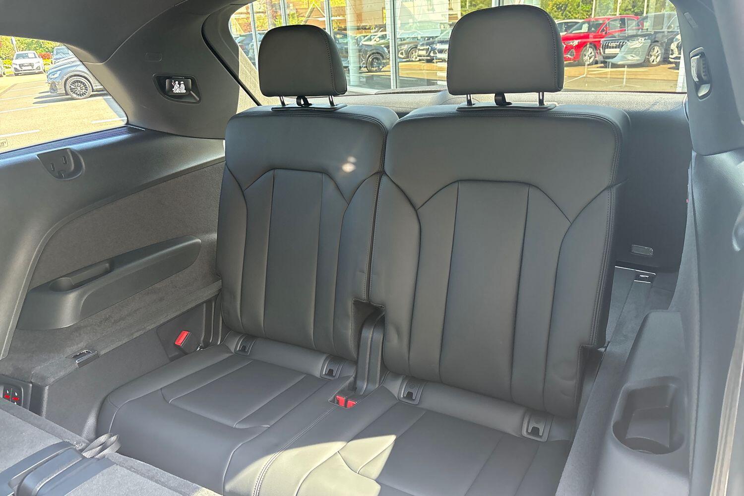 Used Audi Q7 2025 for sale - 76619999: Photo 23