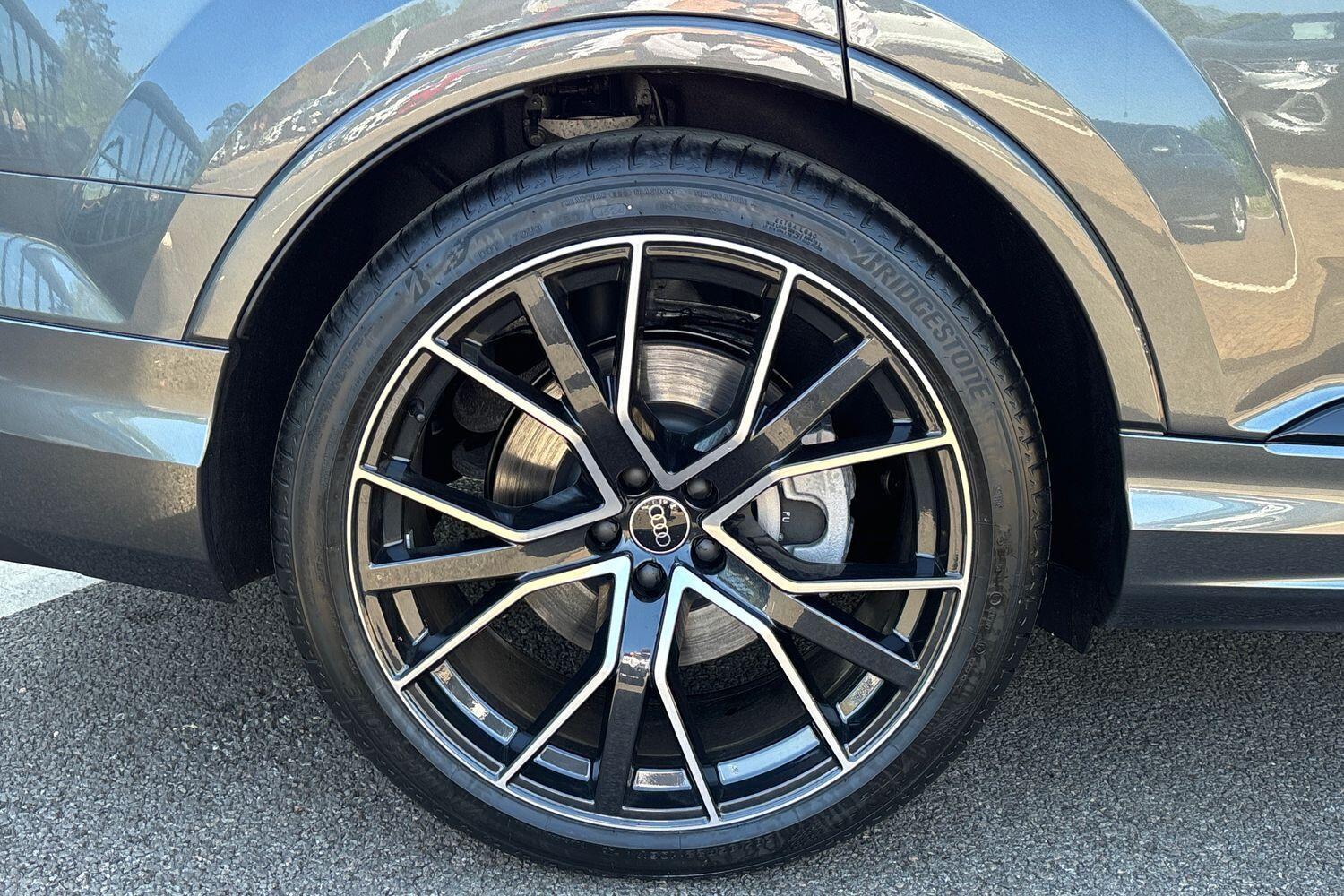 Used Audi Q7 2025 for sale - 76619999: Photo 25