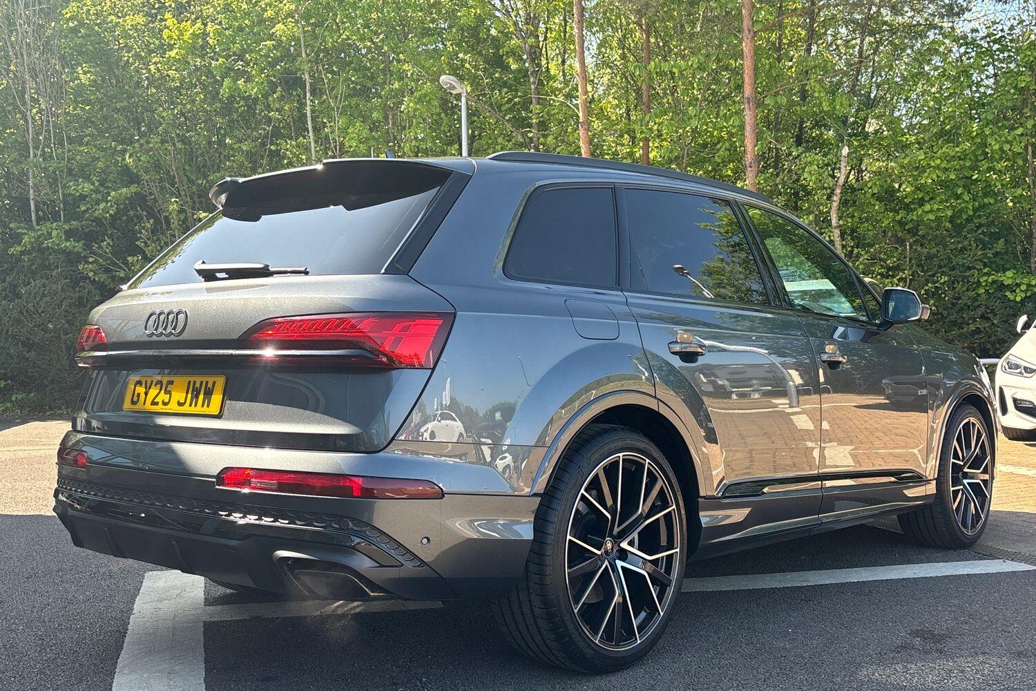 Used Audi Q7 2025 for sale - 76619999: Photo 7