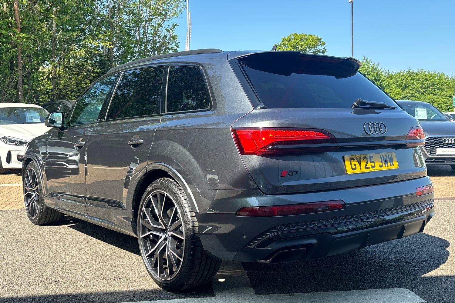 Used Audi Q7 2025 for sale - 76619999: Photo 9