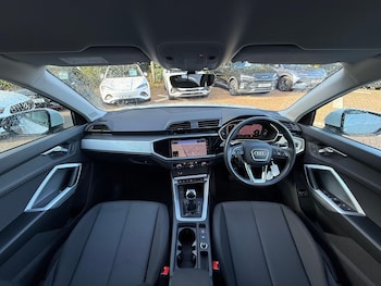 Used Audi Q3 2022 for sale - 76189677: Photo