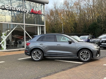 Used Audi Q3 2021 for sale - 76850434: Photo