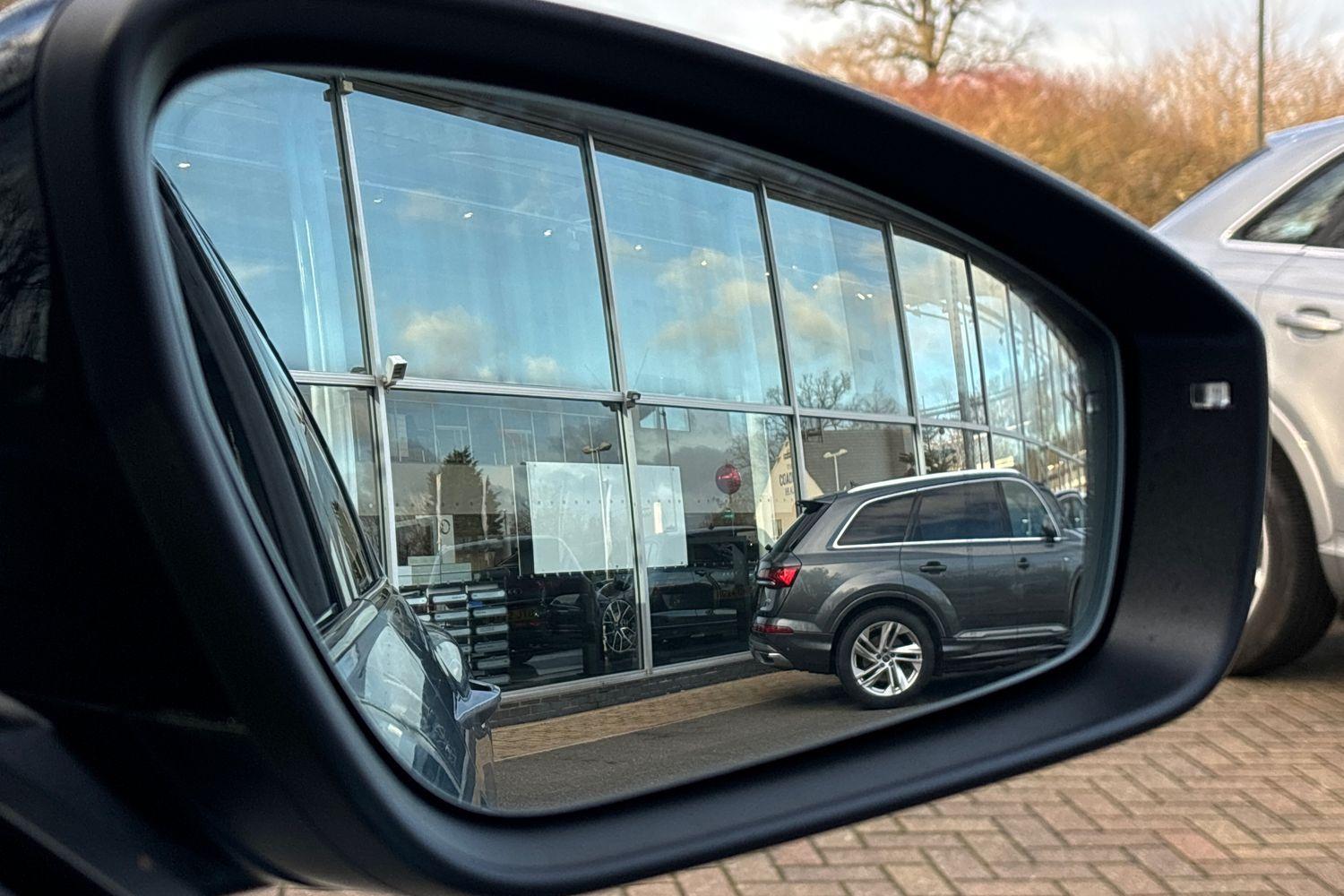 Used Audi Q4 e-tron 2024 for sale - 76083854: Photo 48