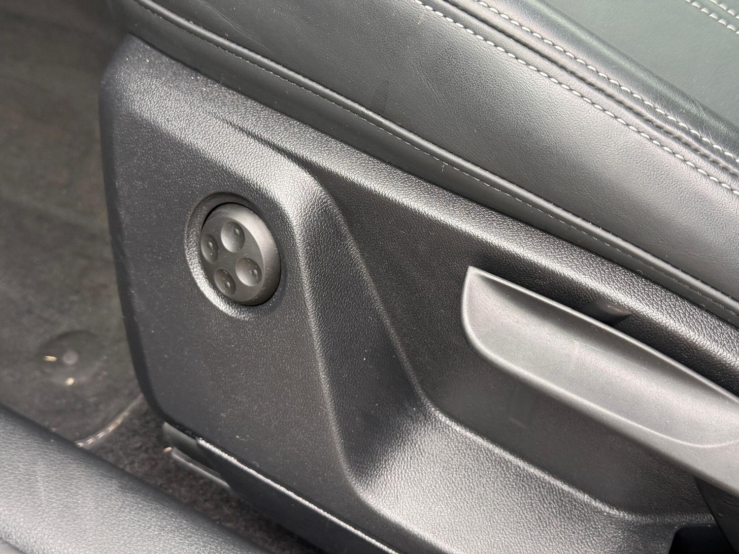 Used Audi Q2 2020 for sale - 76671294: Photo 60