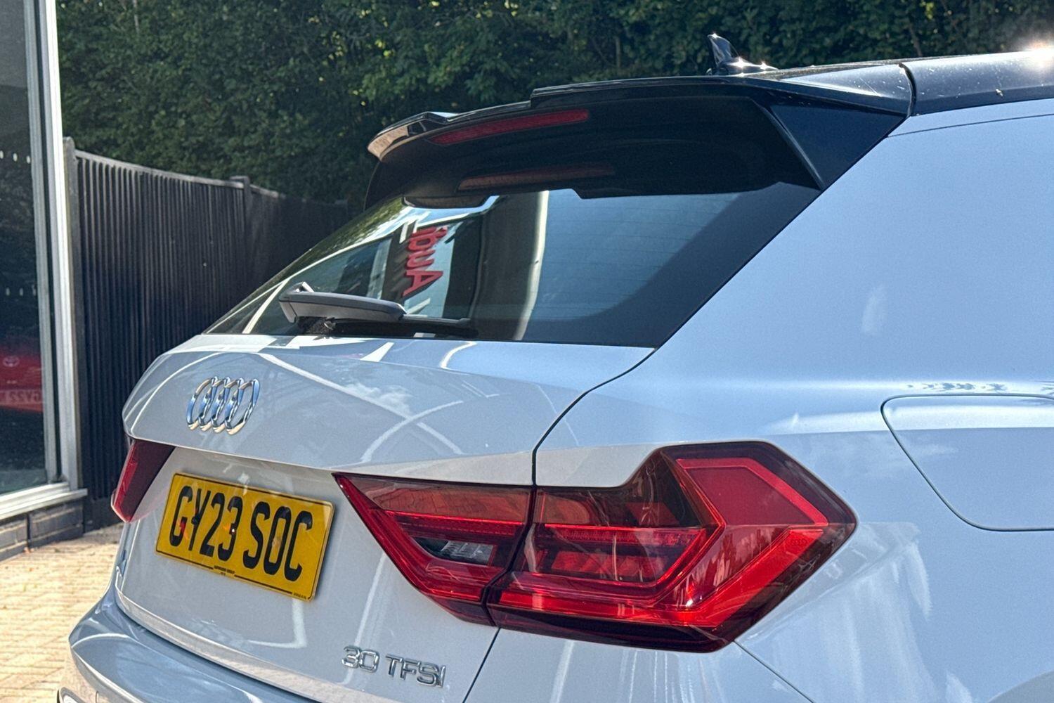 Vehicle 29