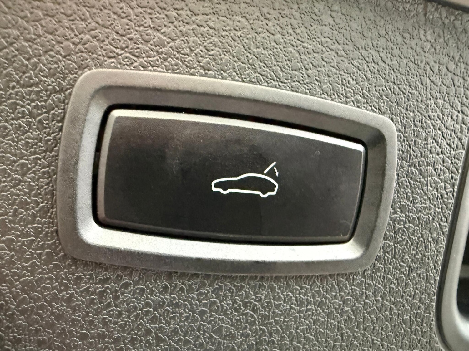 Used Porsche Macan 2023 for sale - 77425953: Photo 25