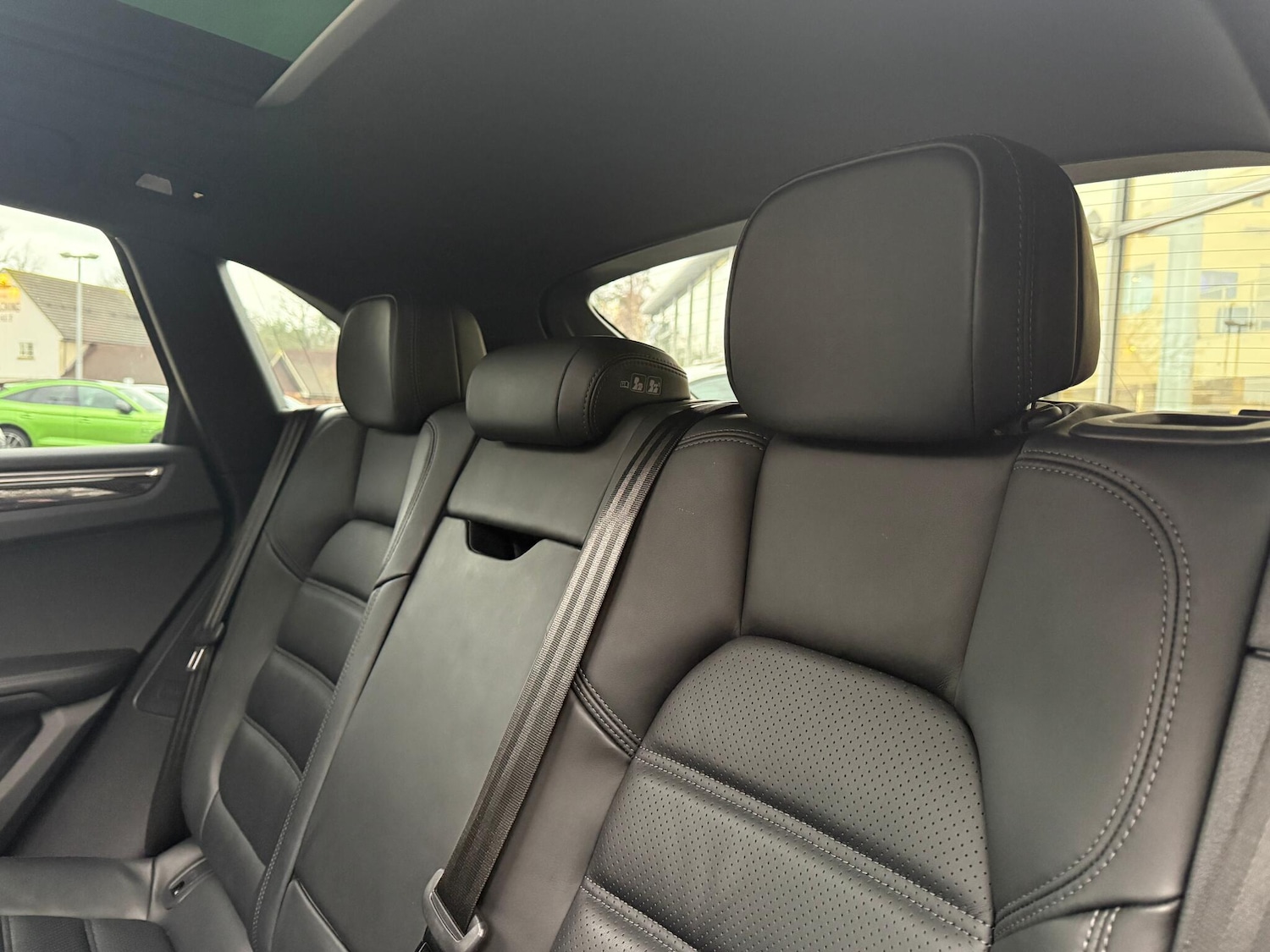 Used Porsche Macan 2023 for sale - 77425953: Photo 34