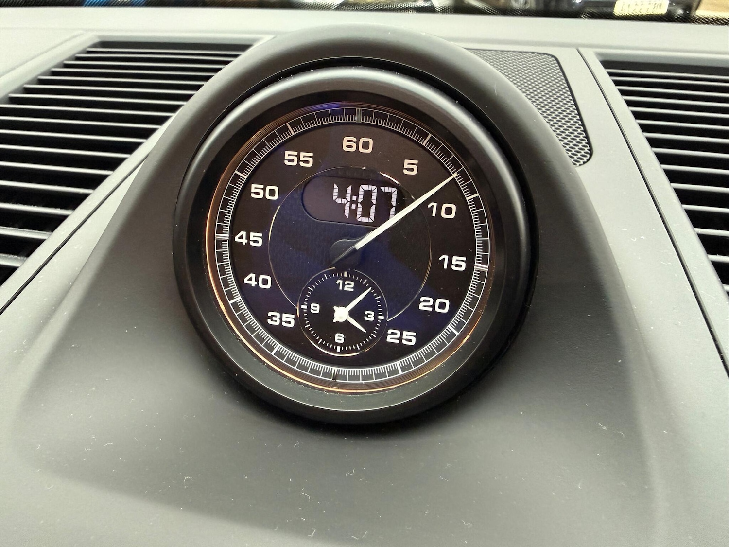 Used Porsche Macan 2023 for sale - 77425953: Photo 54