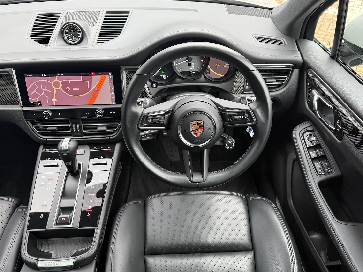 Used Porsche Macan 2023 for sale - 77425953: Photo 60