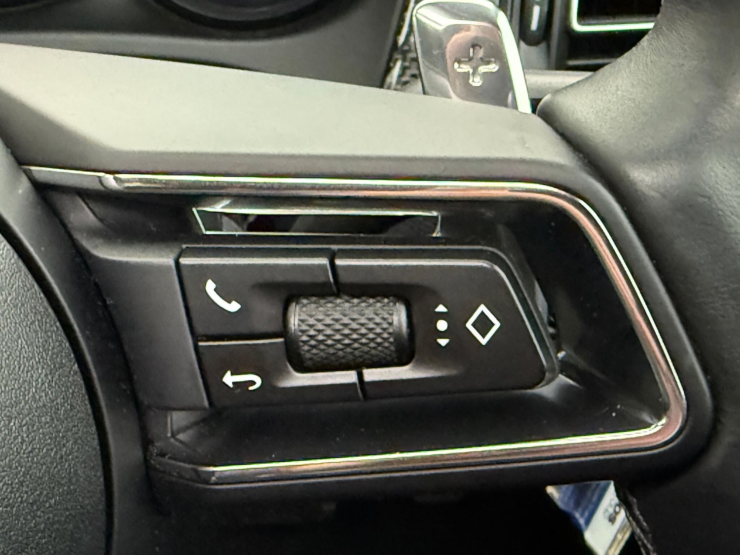 Used Porsche Macan 2023 for sale - 77425953: Photo 64