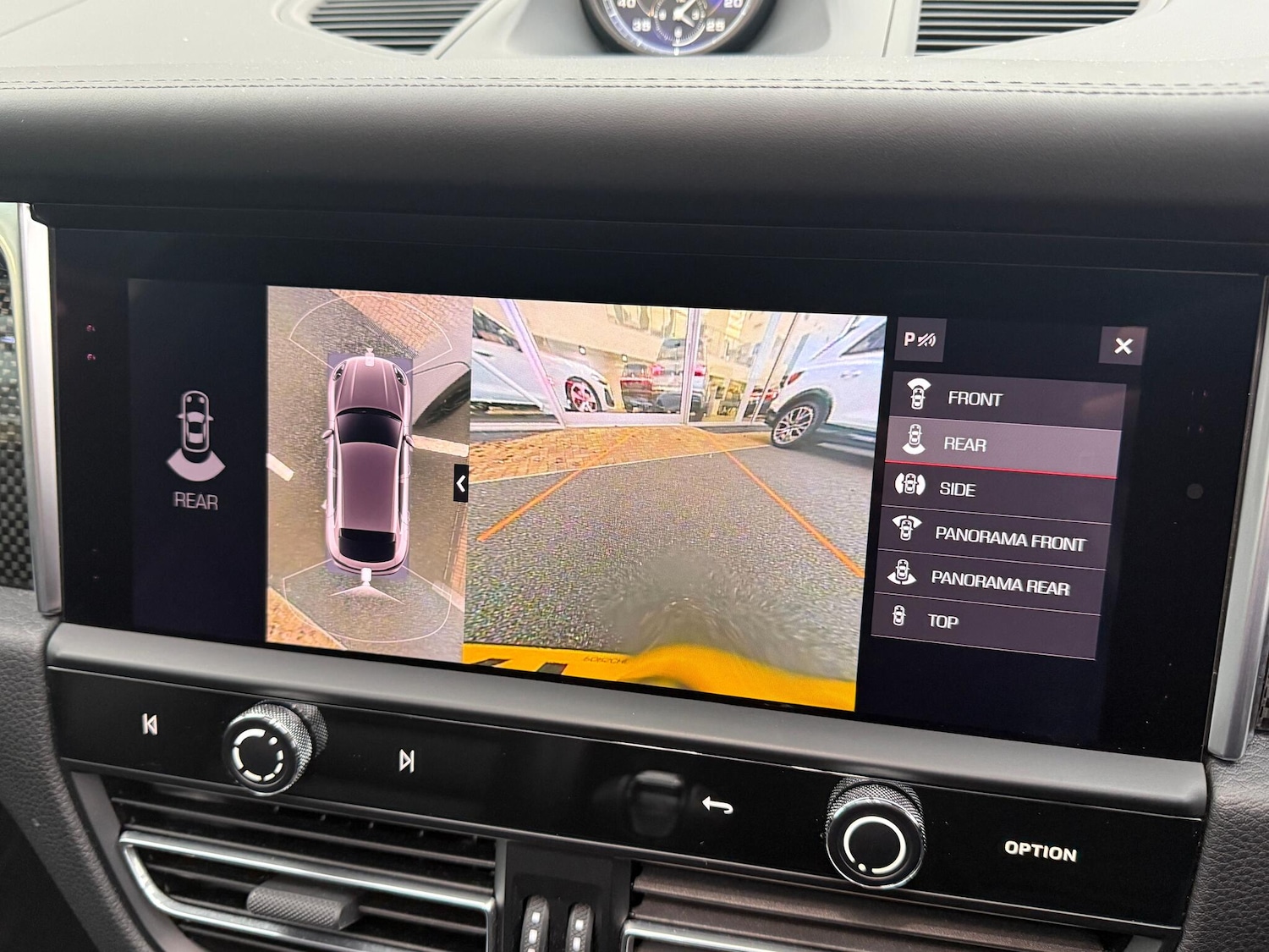 Used Porsche Macan 2023 for sale - 77425953: Photo 8