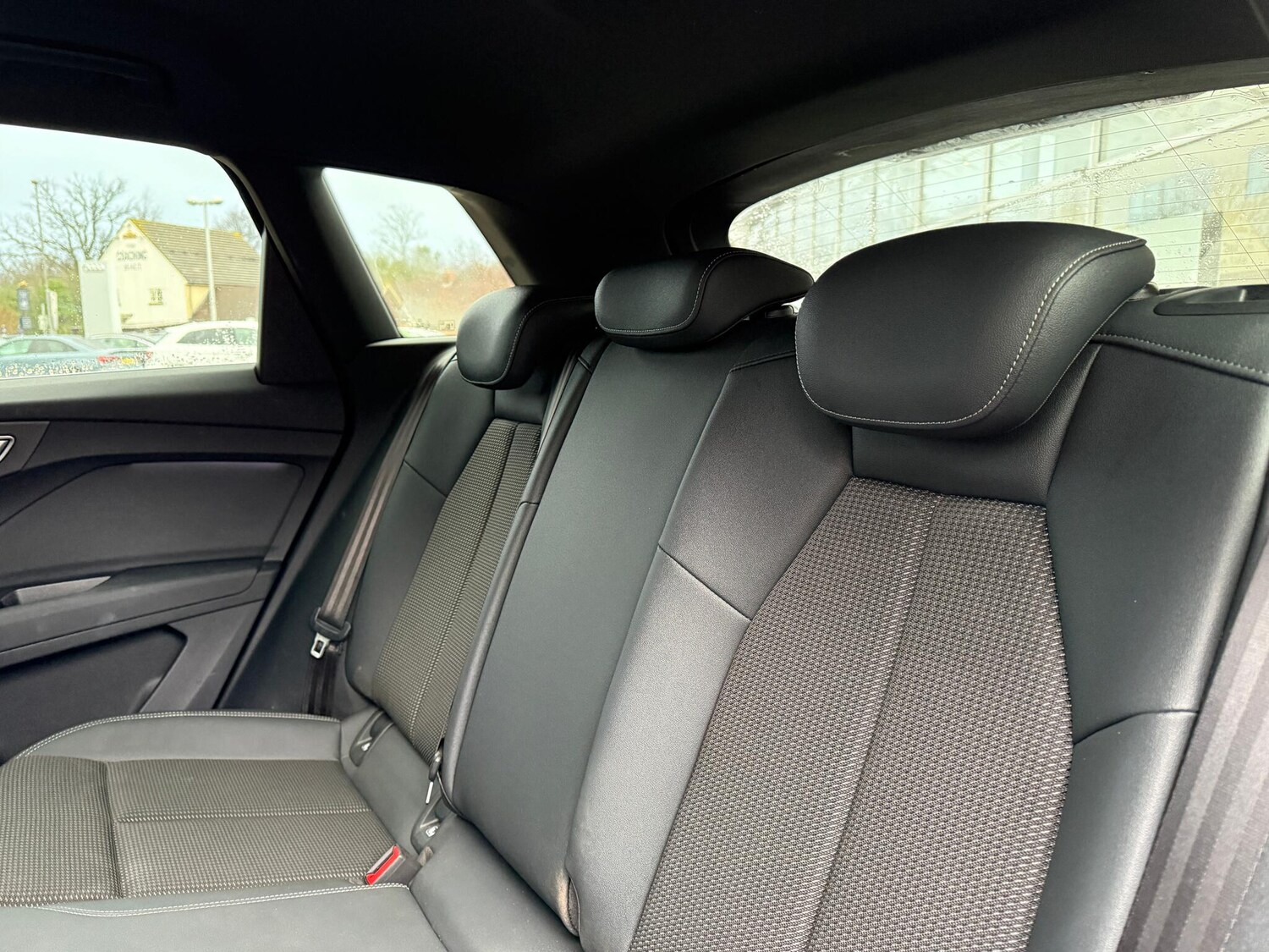 Used Audi Q4 e-tron 2022 for sale - 77467894: Photo 31