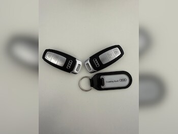 Used Audi Q4 e-tron 2022 for sale - 77467894: Photo