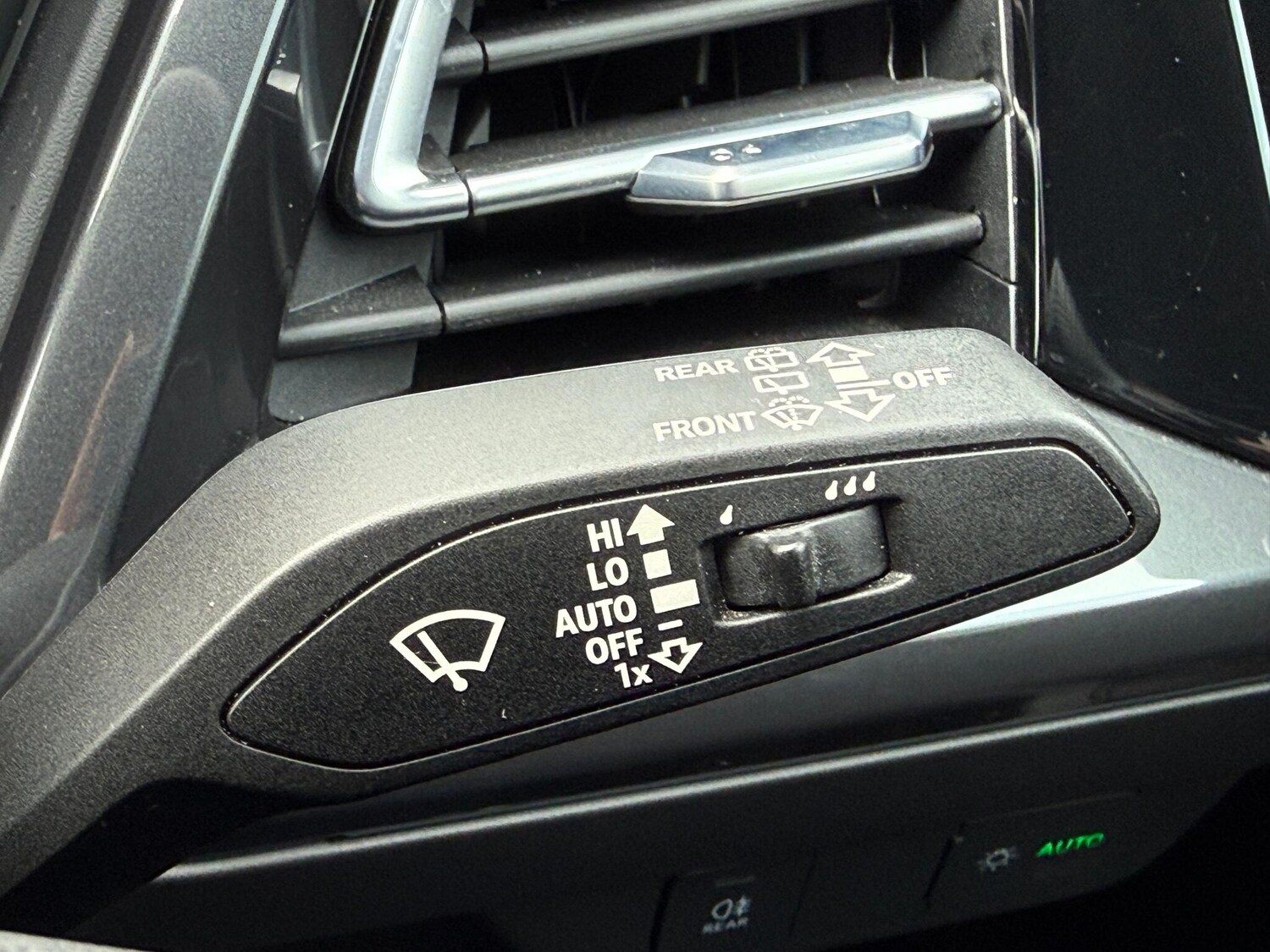 Used Audi Q4 e-tron 2022 for sale - 77467894: Photo 65