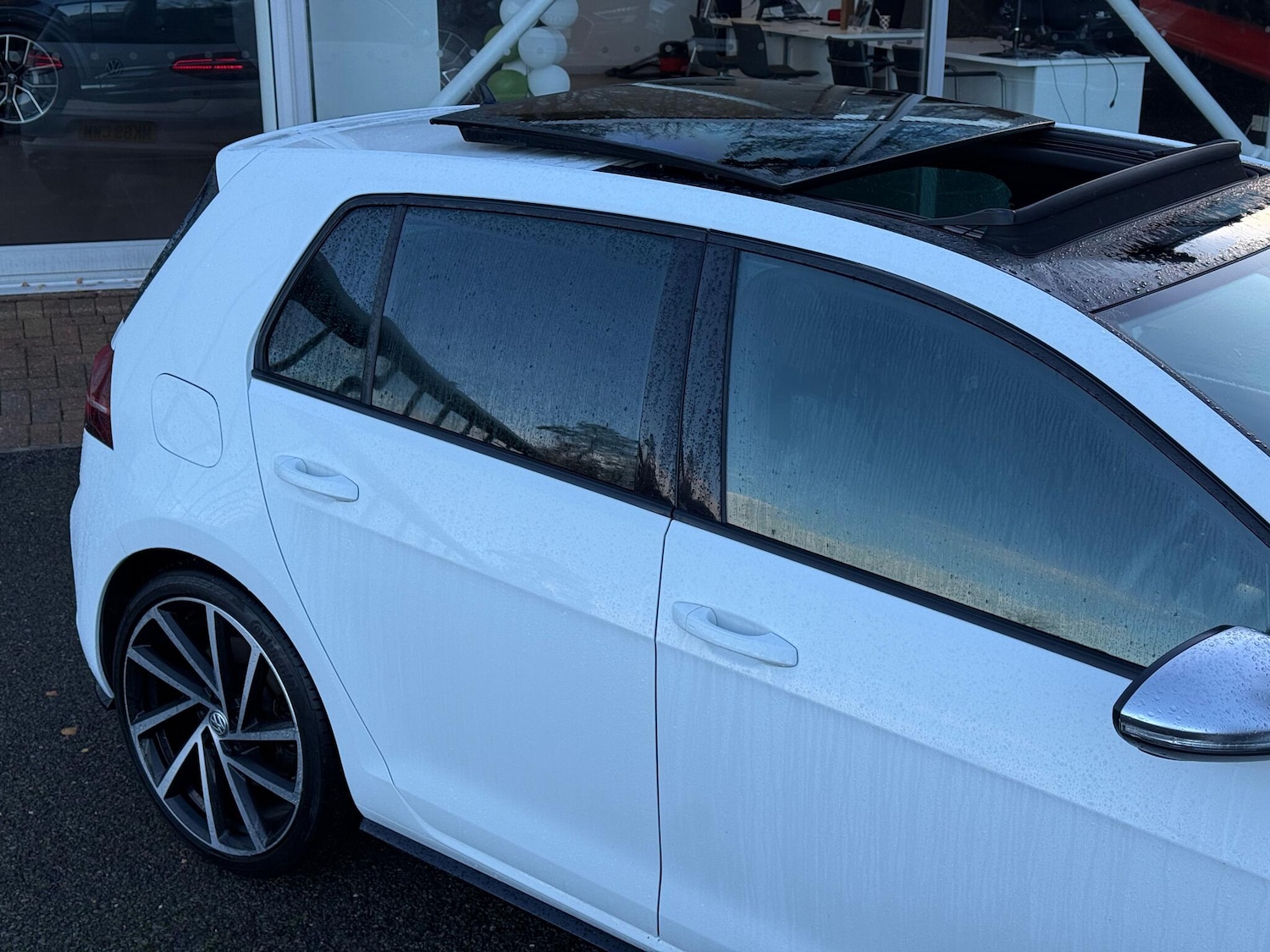 Used Volkswagen Golf 2019 for sale - 76801788: Photo 14