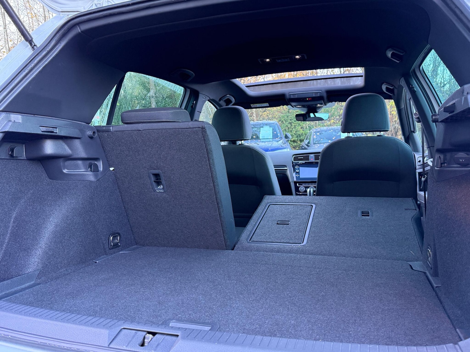 Used Volkswagen Golf 2019 for sale - 76801788: Photo 30