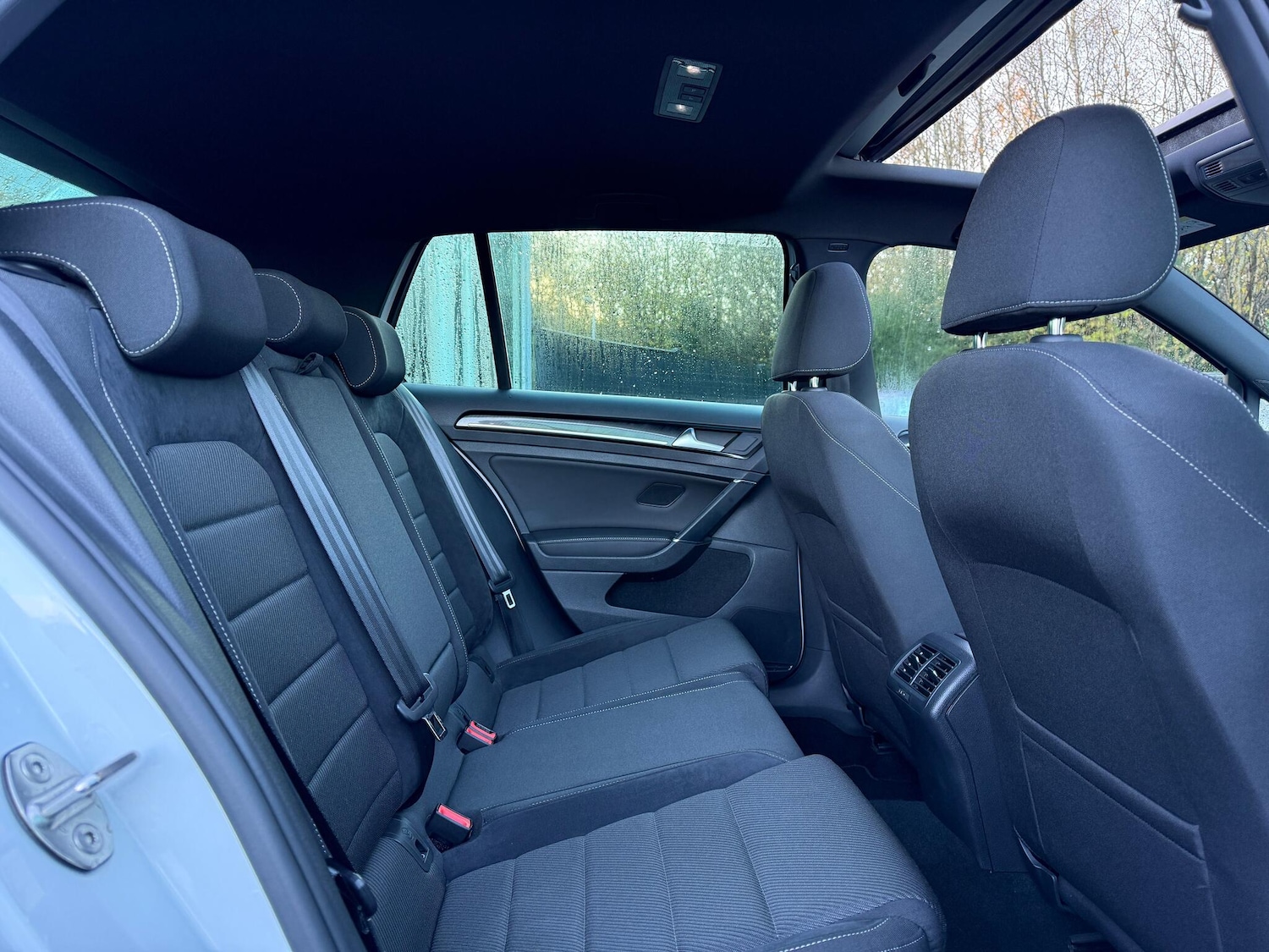 Used Volkswagen Golf 2019 for sale - 76801788: Photo 32