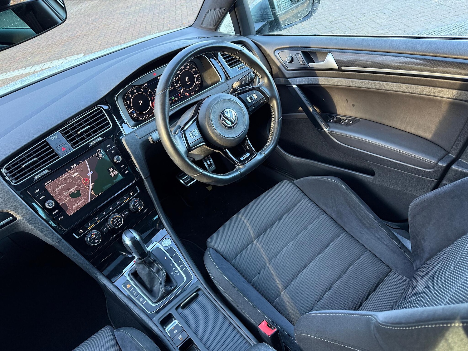 Used Volkswagen Golf 2019 for sale - 76801788: Photo 63