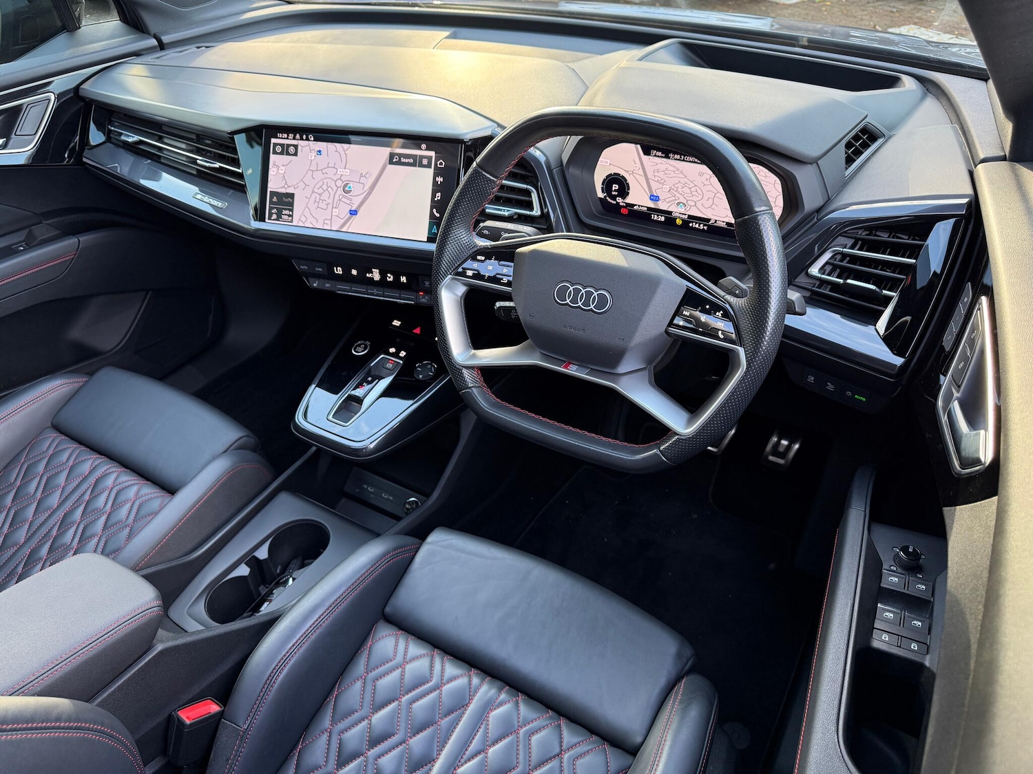 Used Audi Q4 e-tron 2022 for sale - 76612984: Photo 14