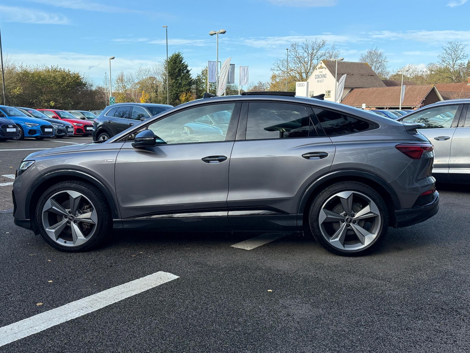 Used Audi Q4 e-tron 2022 for sale - 76612984: Photo 15