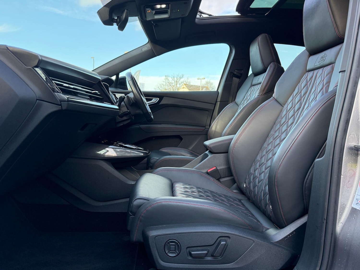 Used Audi Q4 e-tron 2022 for sale - 76612984: Photo 19