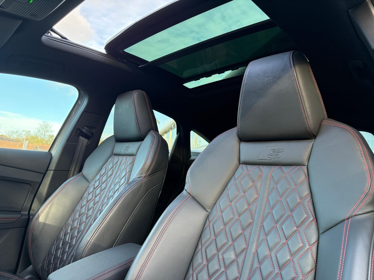 Used Audi Q4 e-tron 2022 for sale - 76612984: Photo 4