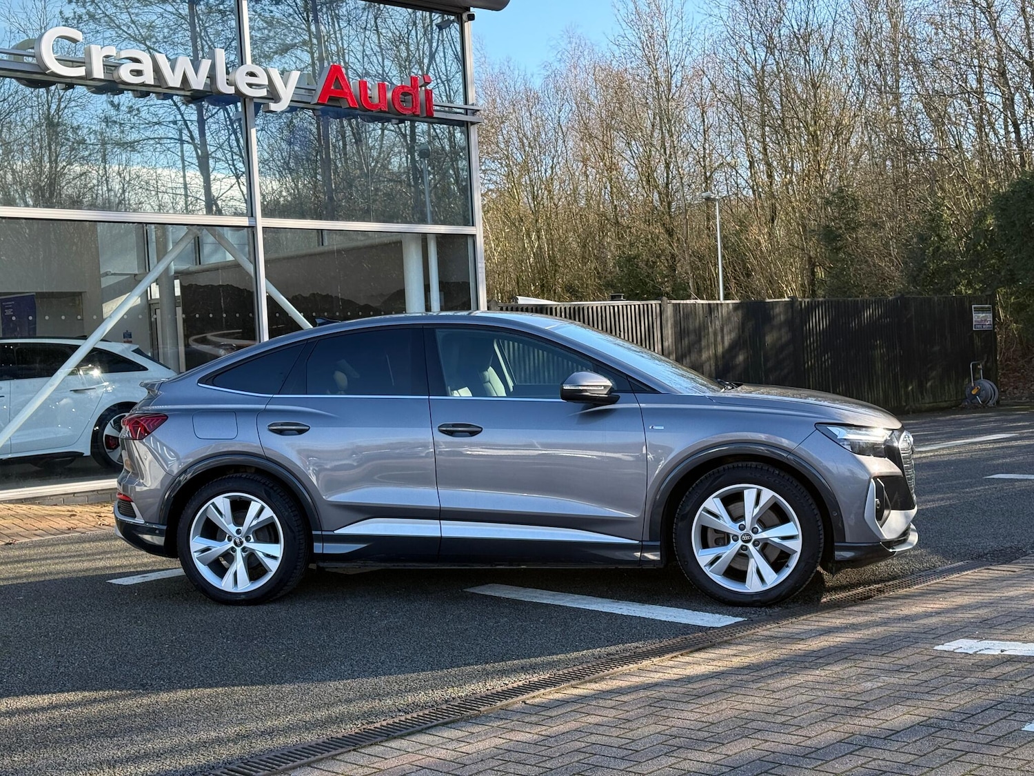 Used Audi Q4 e-tron for sale - 77497179: Photo 2