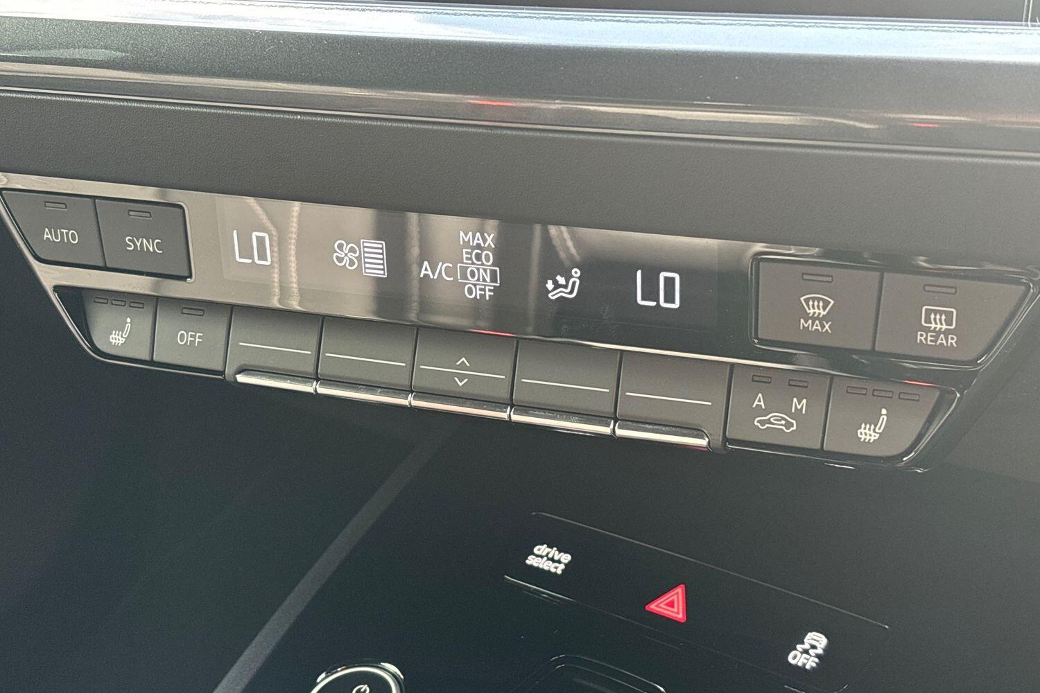 Used Audi Q4 e-tron 2025 for sale - 76994201: Photo 48