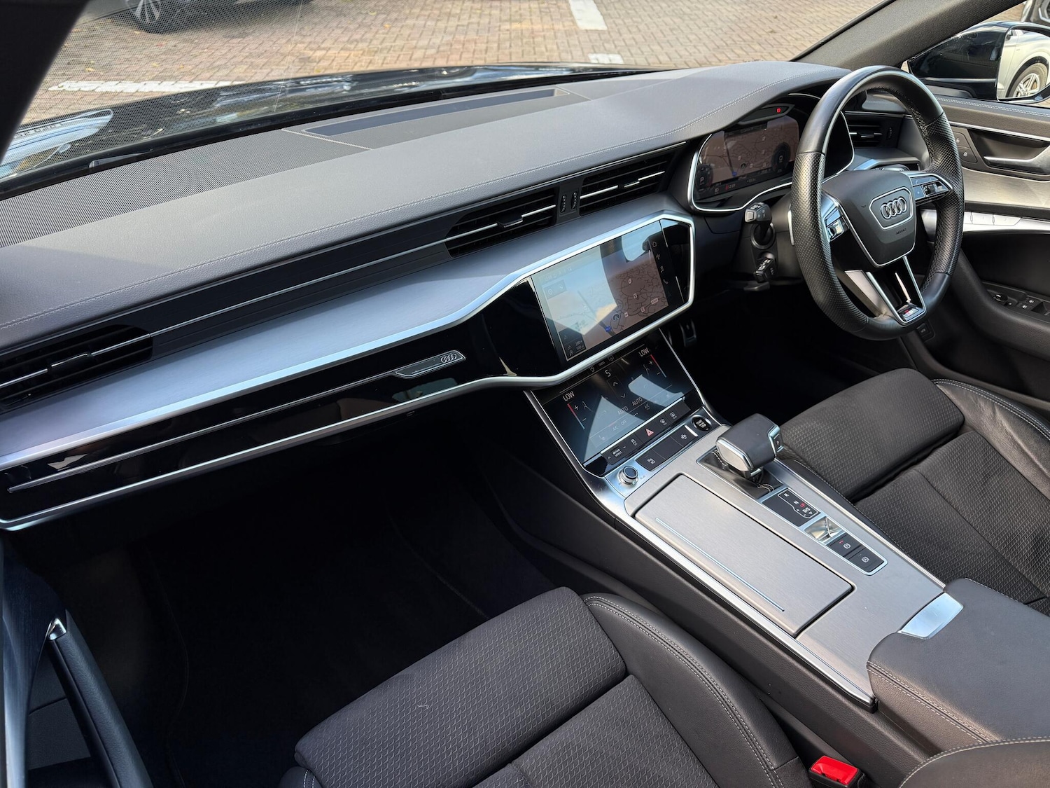 Used Audi A6 Saloon 2022 for sale - 76349643: Photo 17