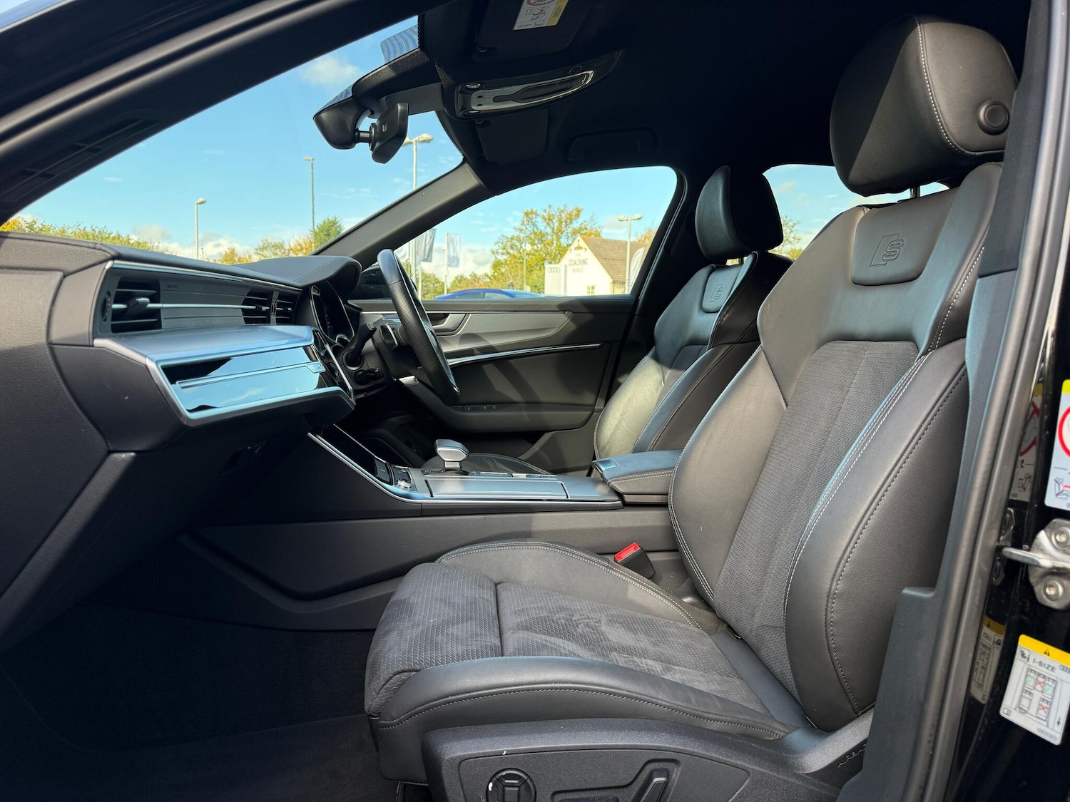 Used Audi A6 Saloon 2022 for sale - 76349643: Photo 18