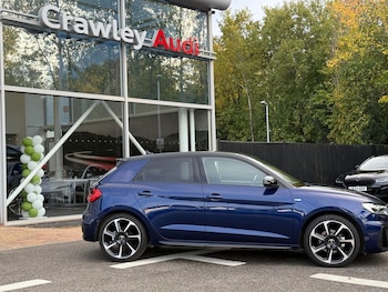 Used Audi A1 2024 for sale - 76989399: Photo