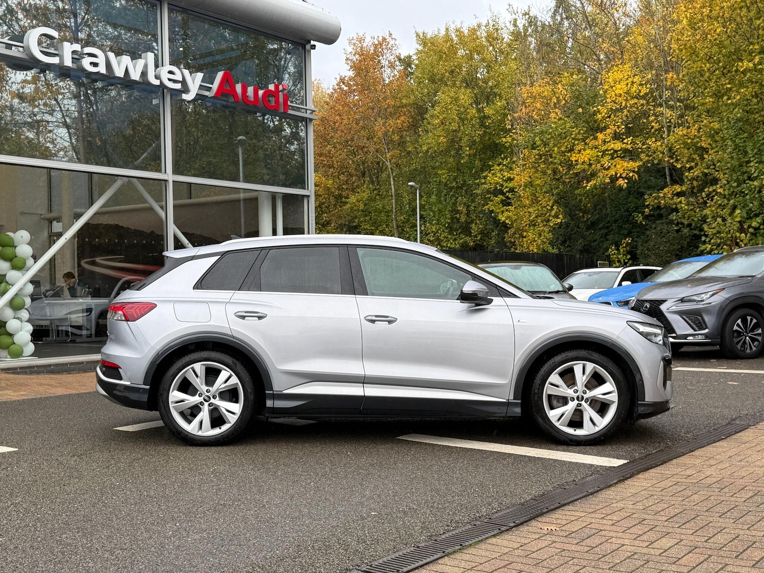 Used Audi Q4 e-tron 2023 for sale - 76457151: Photo 2