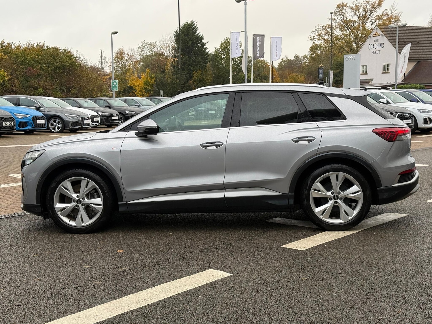 Used Audi Q4 e-tron 2023 for sale - 76457151: Photo 21