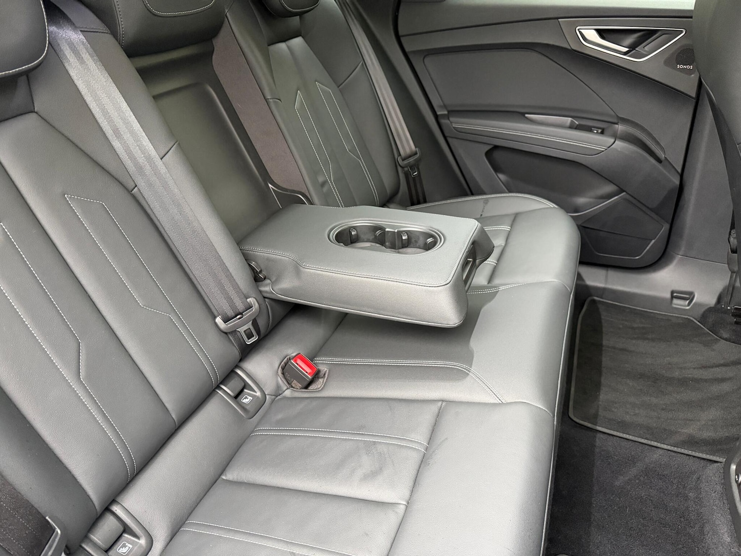 Used Audi Q4 e-tron 2023 for sale - 76457151: Photo 36