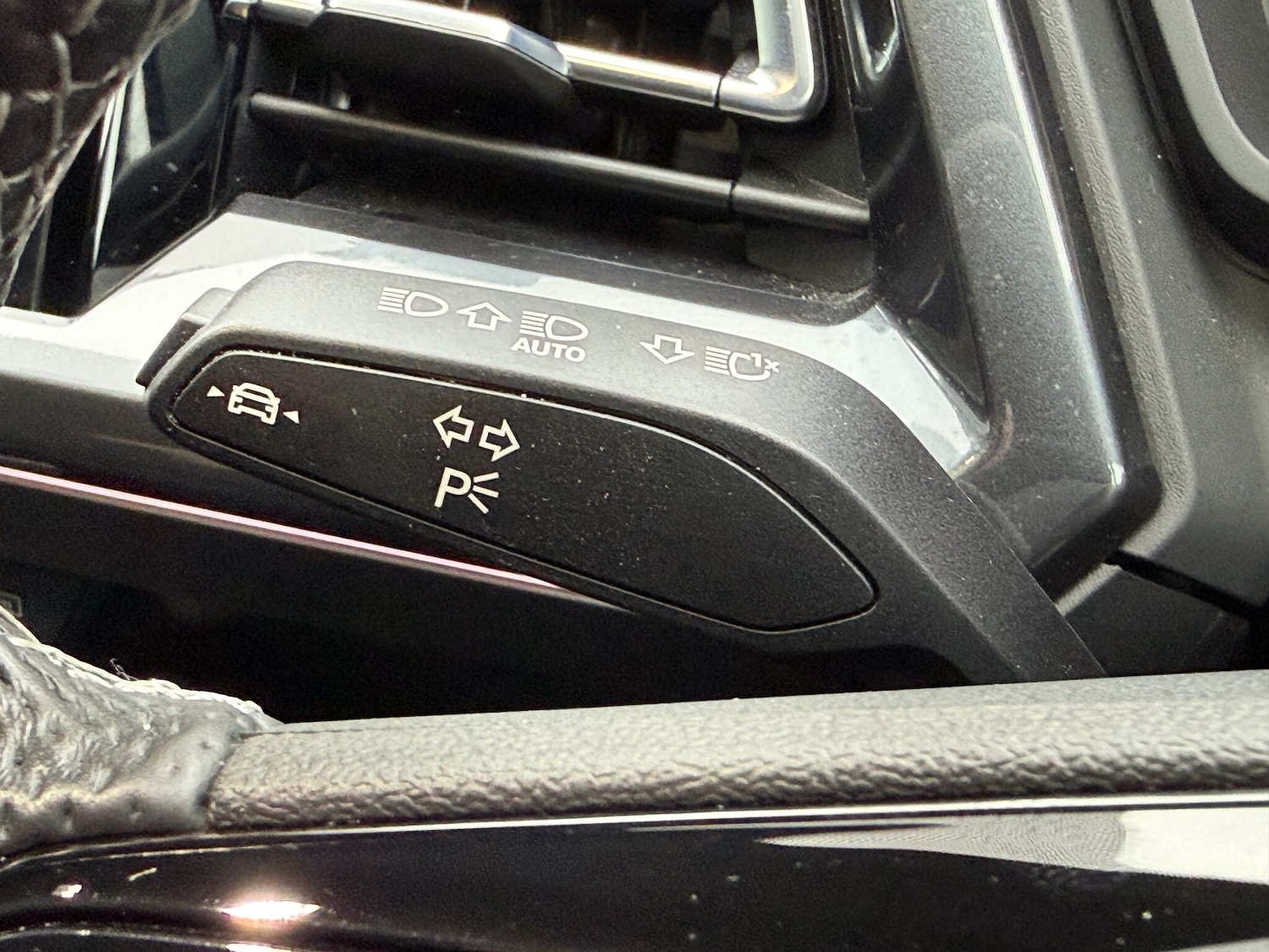 Used Audi Q4 e-tron 2023 for sale - 76457151: Photo 47