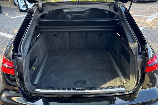Used Audi RS6 2025 for sale - 76240093: Photo 32