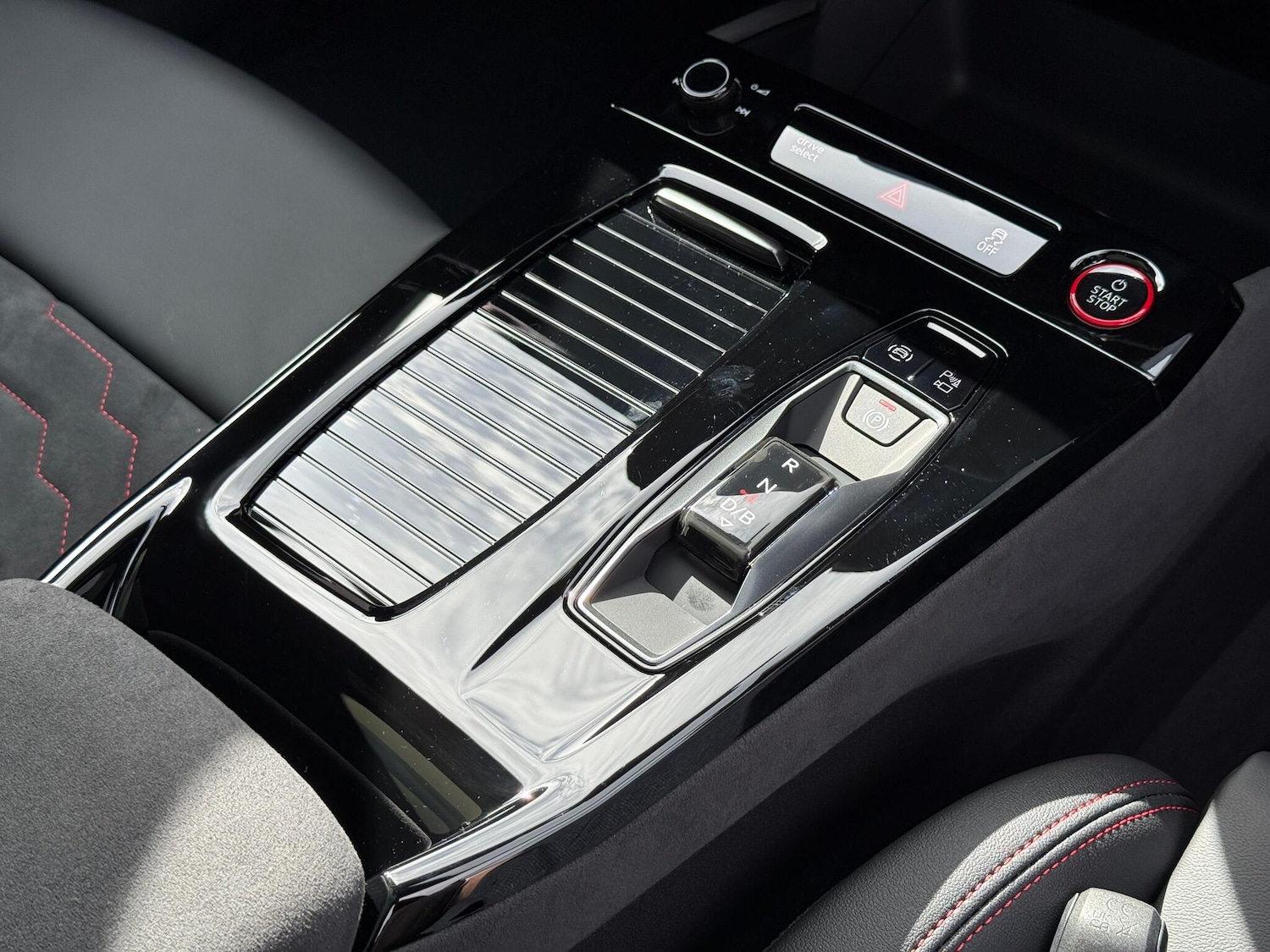 Used Audi A6 e-tron Avant 2025 for sale - 76440808: Photo 11