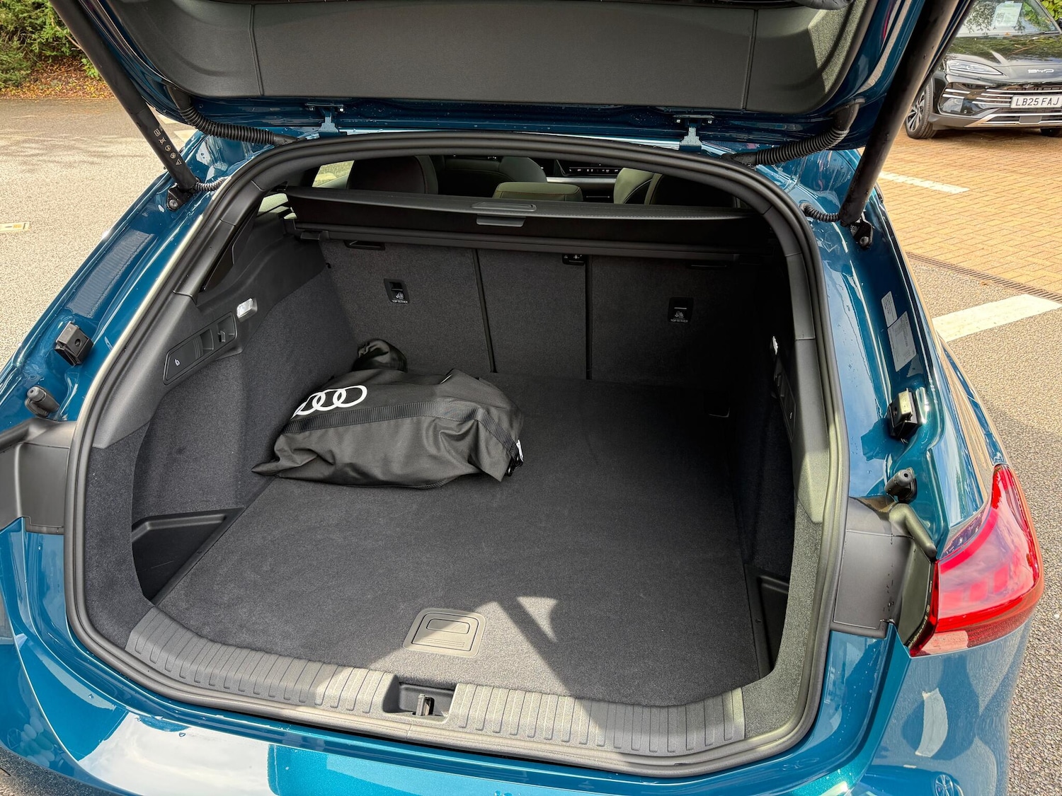 Used Audi A6 e-tron Avant 2025 for sale - 76440808: Photo 35