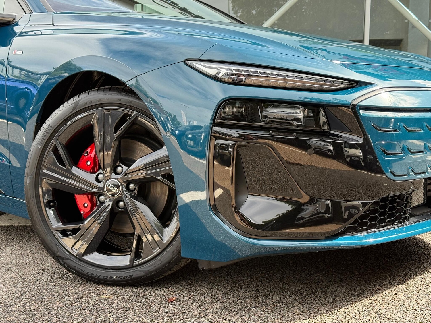 Used Audi A6 e-tron Avant 2025 for sale - 76440808: Photo 5