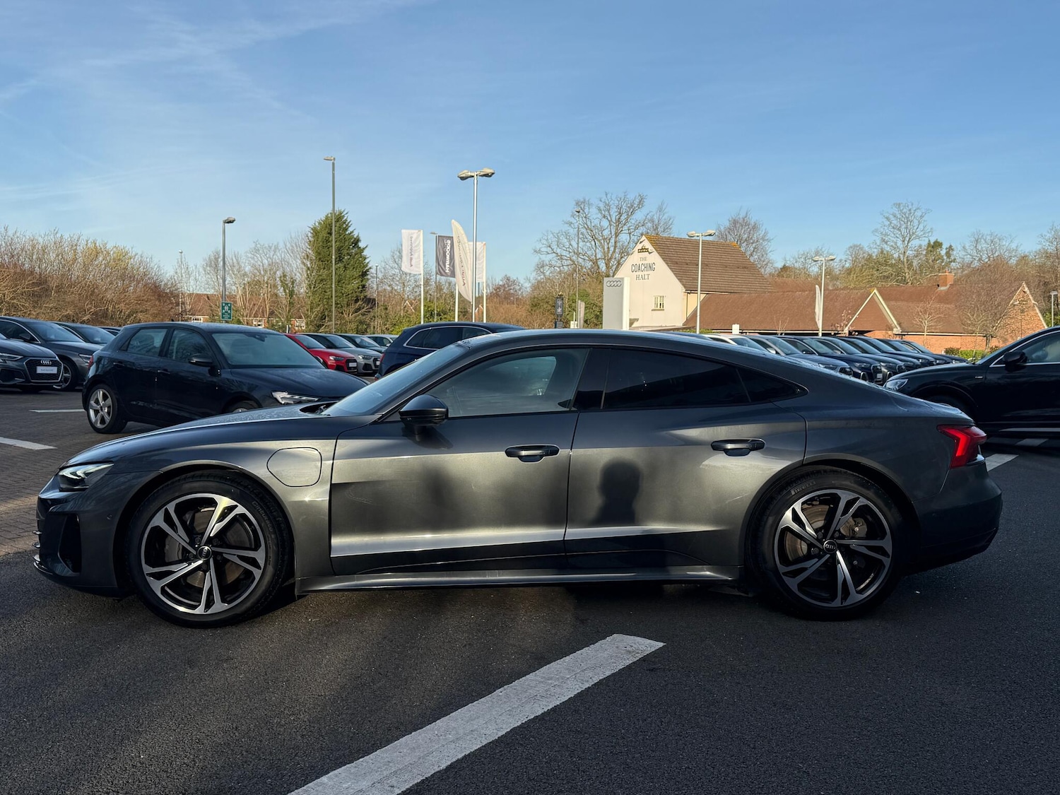 Used Audi e-tron GT 2023 for sale - 77091770: Photo 42