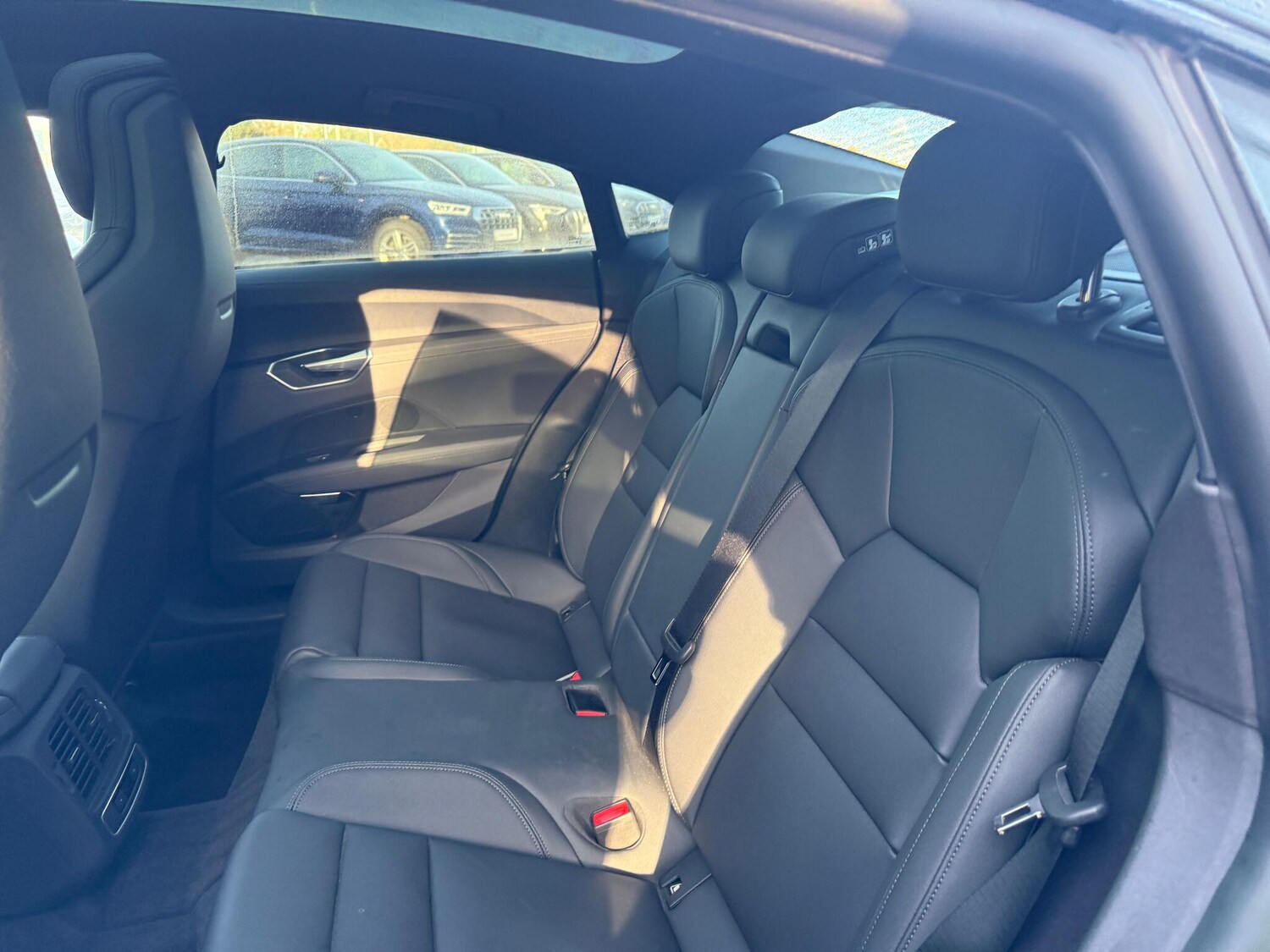 Used Audi e-tron GT 2023 for sale - 77091770: Photo 44