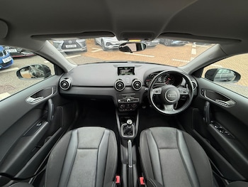 Used Audi A1 2017 for sale - 76270786: Photo