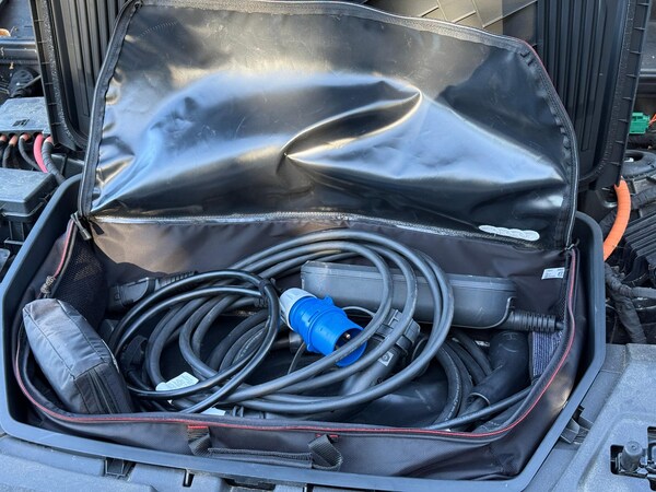 Used Audi e-tron 2023 for sale - 76084633: Photo 11
