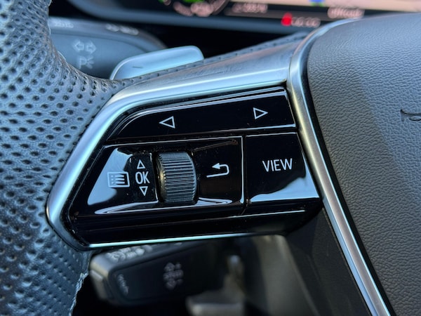 Used Audi e-tron 2023 for sale - 76084633: Photo 17