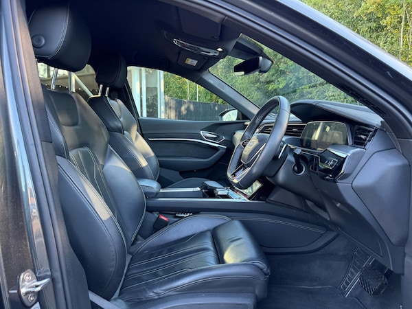 Used Audi e-tron 2023 for sale - 76084633: Photo 34