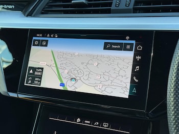 Used Audi e-tron 2023 for sale - 76084633: Photo 3