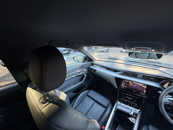 Used Audi e-tron 2023 for sale - 76084633: Photo 42