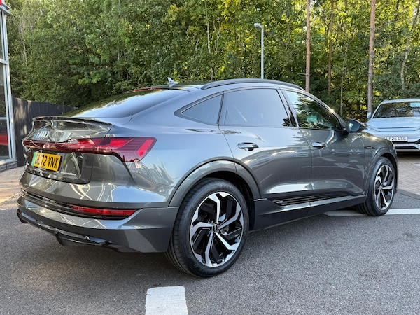 Used Audi e-tron 2023 for sale - 76084633: Photo 47